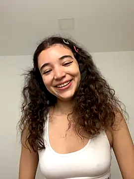 uniquerossie online show from December 1, 8:52 am