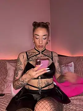 Chachou000 online show from January 27, 7:03 pm