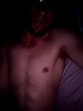 Snapshot of Kaue007 chatting on October 6, 7:06 am Kaue007 online show from October 6, 7:06 am