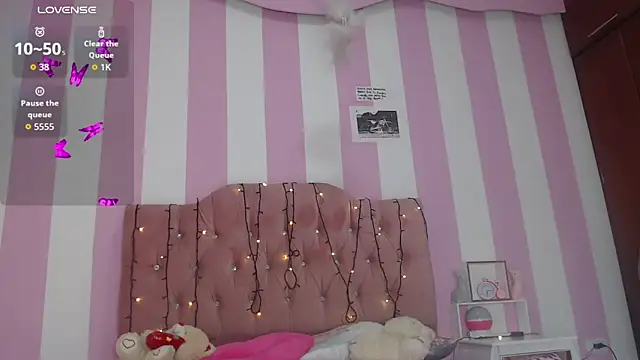 Snapshot of zaleya_mateus chatting on February 24, 11:08 am zaleya mateus online show from February 24, 11:08 am