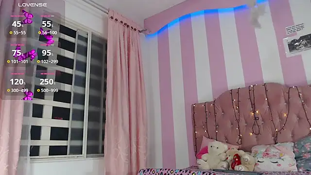 Snapshot of zaleya_mateus chatting on February 25, 10:58 am zaleya mateus online show from February 25, 10:58 am