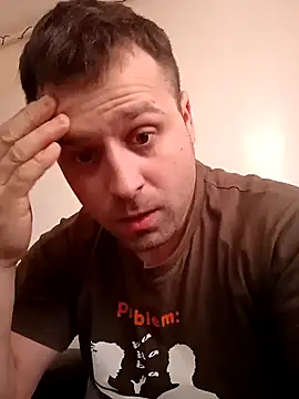 Snapshot of LucianM6 chatting on January 1, 12:55 pm LucianM6 online show from January 1, 12:55 pm