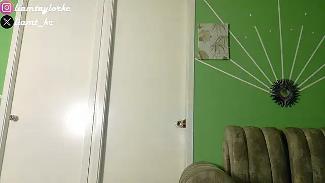 Liam Taylor online show from January 29, 11:46 pm