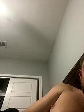 caliguy37 online show from November 15, 5:27 am