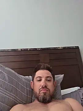 caliguy37 online show from May 28, 7:44 pm