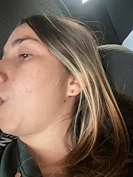 Iris love18 online show from February 25, 10:18 pm