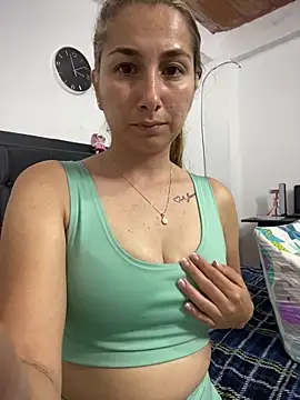 Iris love18 online show from March 17, 8:09 pm