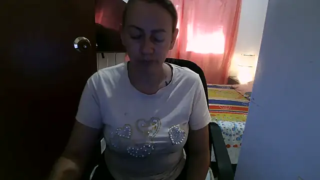 Chanel 87xxx online show from April 22, 10:00 pm