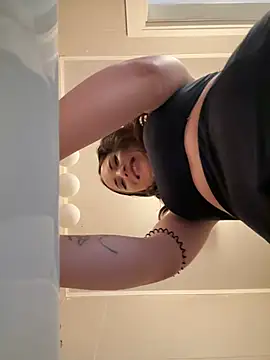 AvaGianna online show from December 19, 8:13 pm