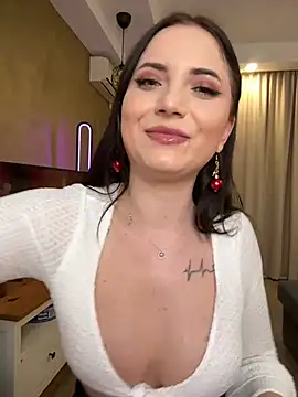 AvaGianna online show from December 21, 7:06 pm