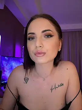 AvaGianna online show from January 21, 4:37 pm