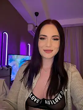 AvaGianna online show from February 5, 5:42 pm