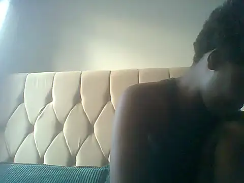 Snapshot of Creamy_Hotpussy25 chatting on February 21, 3:13 pm Creamy Hotpussy25 online show from February 21, 3:13 pm