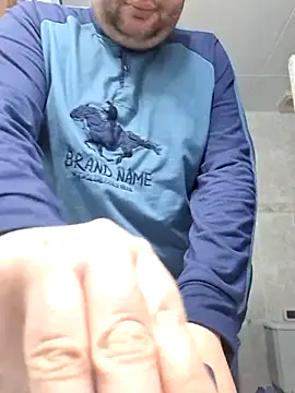 Javier bear online show from March 8, 10:11 am