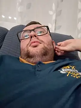 Javier bear online show from March 15, 9:49 pm