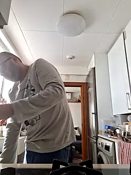 Javier bear online show from September 25, 10:19 am