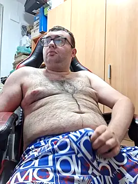 Javier bear online show from May 18, 1:17 pm