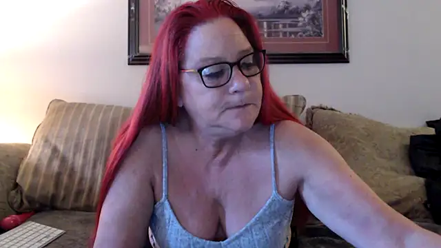 Snapshot of LexxiLeeds chatting on March 15, 10:44 pm LexxiLeeds online show from March 15, 10:44 pm