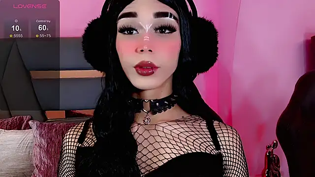 kimMaddiee online show from December 26, 8:53 pm