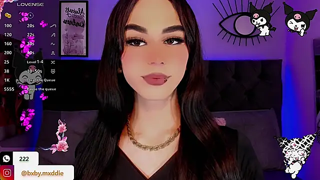 kimMaddiee online show from October 4, 6:00 am