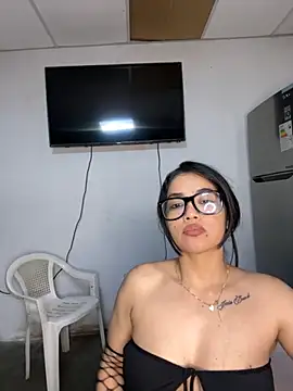 fullpasionkv220 online show from October 14, 12:00 am