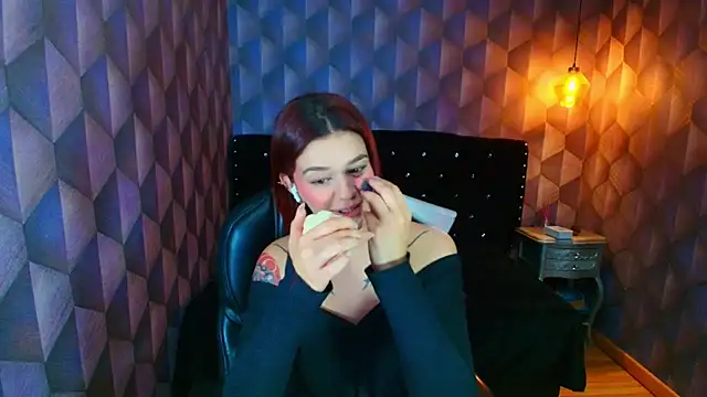 LiaHarryis online show from September 30, 6:46 pm