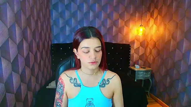 LiaHarryis online show from October 11, 5:00 pm