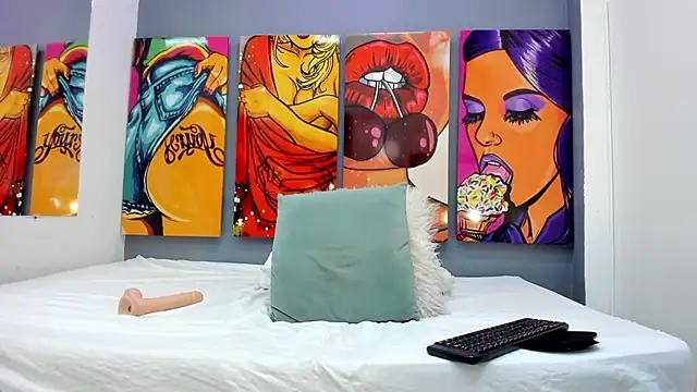 NICOLSKINNY1 online show from January 27, 9:11 pm