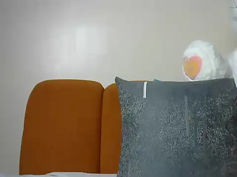 Mask hunter online show from April 5, 8:00 am