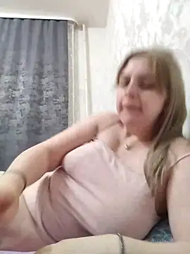 Lady nice cat online show from March 9, 3:05 pm