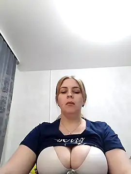 Lady nice cat online show from March 19, 12:12 pm