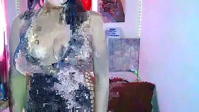 Snapshot of JossieGrey chatting on January 21, 1:32 pm JossieGrey online show from January 21, 1:32 pm