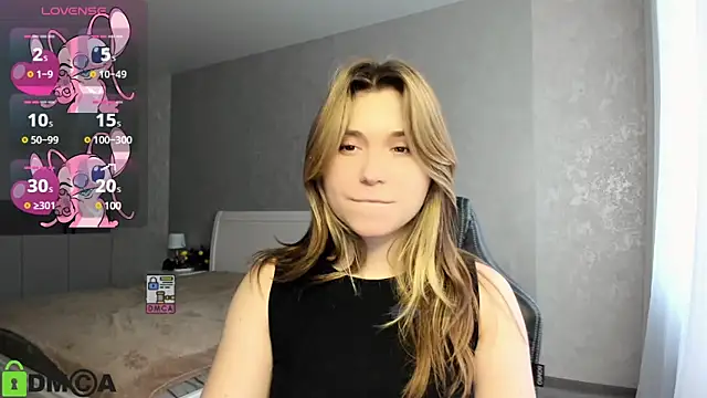 SweetMonicka online show from December 8, 10:52 am