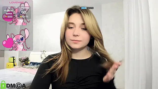 SweetMonicka online show from February 2, 7:04 pm