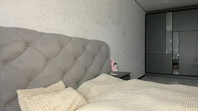 GracefulCharm online show from January 23, 7:11 am