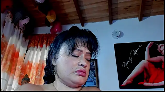 seleneh online show from October 4, 6:28 pm