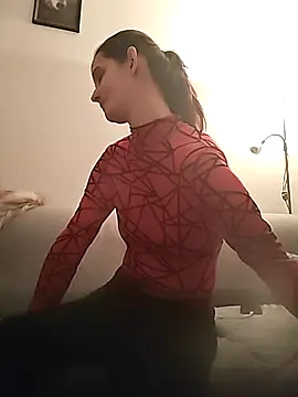 LauraBaby online show from January 6, 7:28 pm