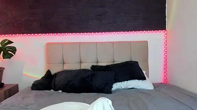 anaroman01 online show from January 26, 9:07 pm