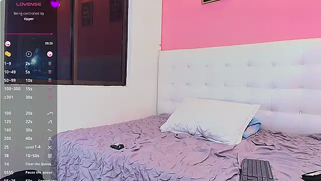 daddyissuesss  online show from February 5, 10:33 pm