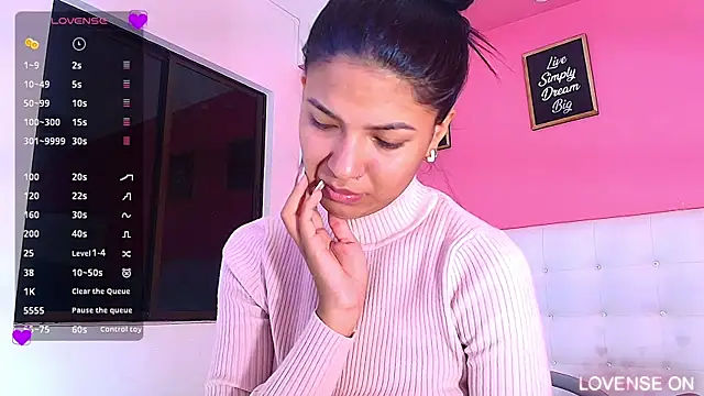 daddyissuesss  online show from March 8, 7:42 pm