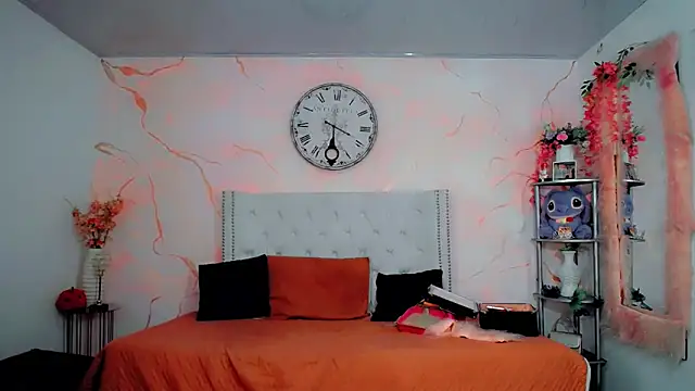 maria camilacms online show from December 17, 6:58 pm