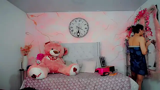 maria camilacms online show from February 19, 6:04 pm