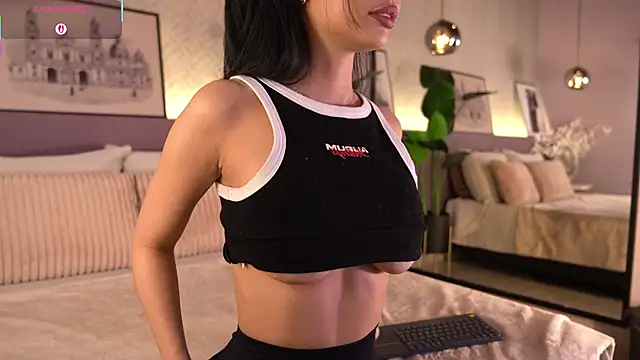 ElleDiane online show from January 5, 10:13 pm