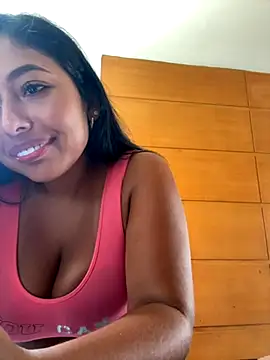 emmyjhonson07 online show from September 12, 5:46 pm