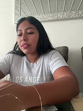 Snapshot of emmyjhonson07 chatting on January 5, 6:55 pm emmyjhonson07 online show from January 5, 6:55 pm