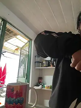 Snapshot of emmyjhonson07 chatting on February 4, 12:55 pm emmyjhonson07 online show from February 4, 12:55 pm