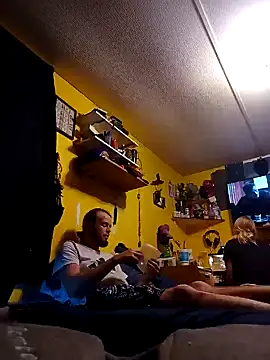 AutumnLights420 online show from October 24, 1:03 am