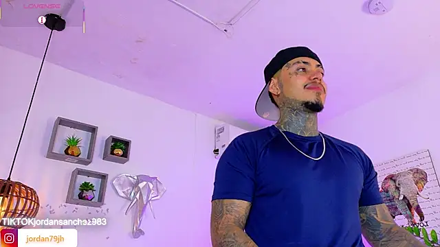 JordanSmiith  online show from May 27, 2:08 am