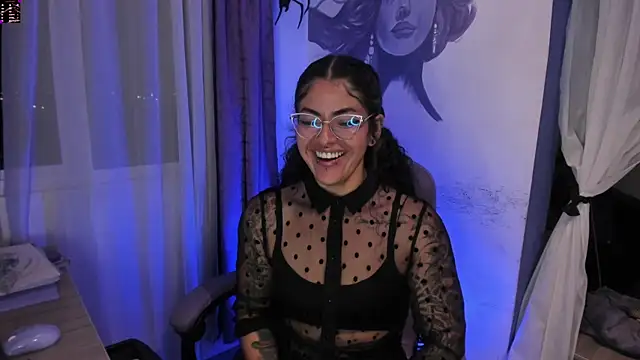 witchviolet online show from November 22, 4:22 am