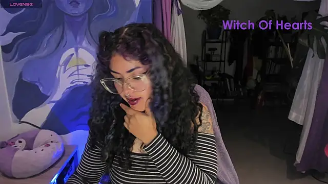witchviolet online show from July 23, 12:35 am